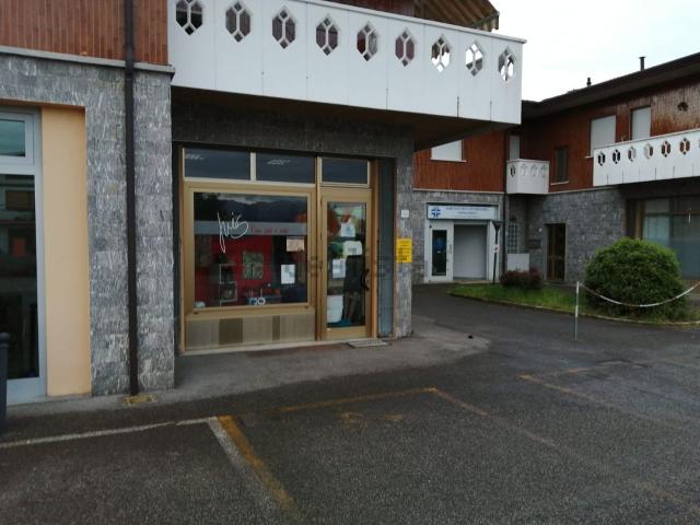 Locale Commerciale in affitto a Povoletto, Friuli-Venezia Giulia