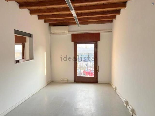 Locale Commerciale in affitto a Vicenza, Veneto
