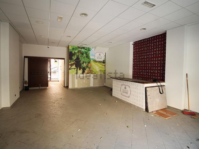 Locale Commerciale in affitto a Bagheria, Sicilia