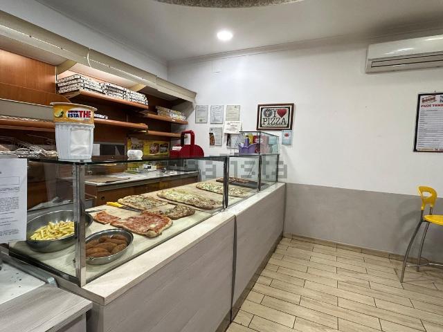 Locale Commerciale in affitto a Orte, Lazio
