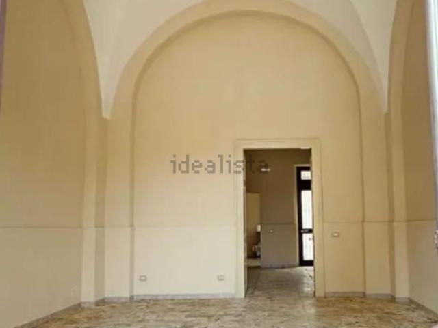 Locale Commerciale in affitto a Pedara, Sicilia