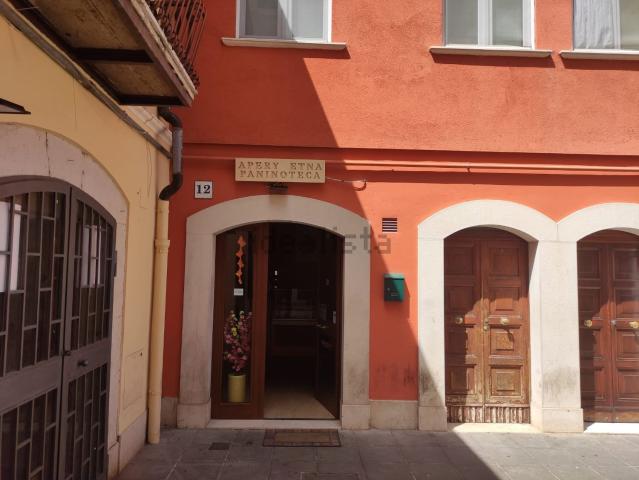 Locale Commerciale in affitto a Santa Croce, Potenza