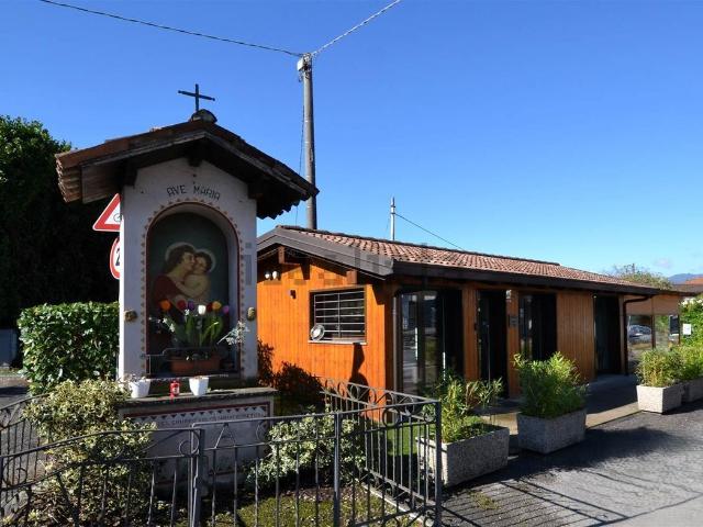 Locale Commerciale in affitto a Pontesecco, Ponteranica