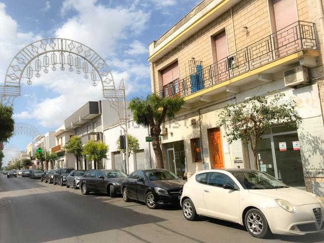 Locale Commerciale in affitto a Puglia, Brindisi