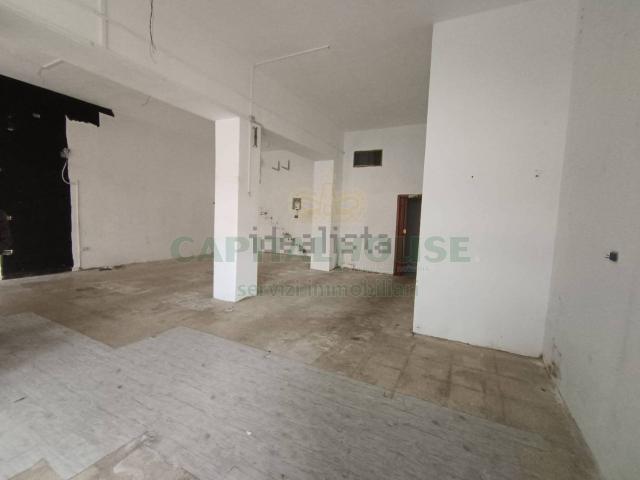 Locale Commerciale in affitto a Aldifreda, Caserta