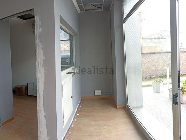 Locale Commerciale in affitto a De Matthaeis, Frosinone