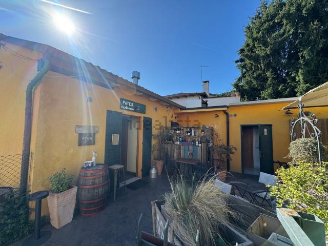 Locale Commerciale in affitto a Rossignago, Spinea