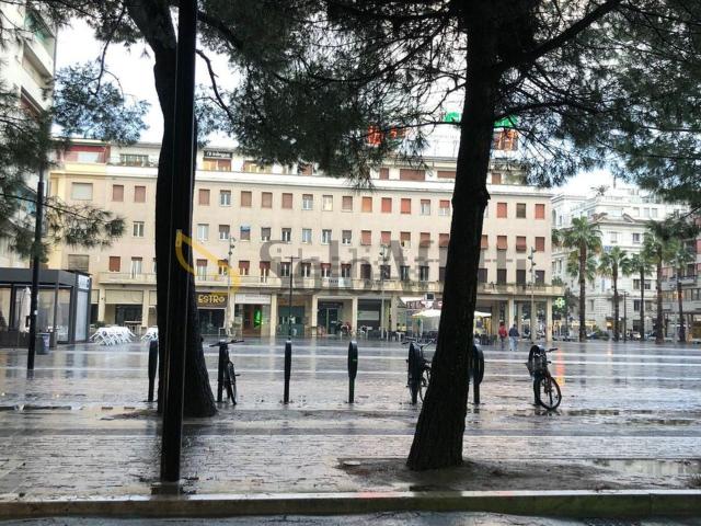 Locale Commerciale in affitto a Pescara, Abruzzo