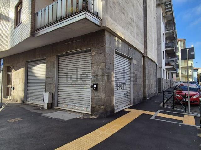 Locale Commerciale in affitto a Piemonte, Torino