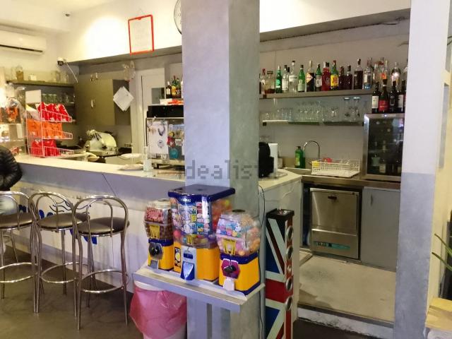 Locale Commerciale in affitto a Zona Ovest, Brescia