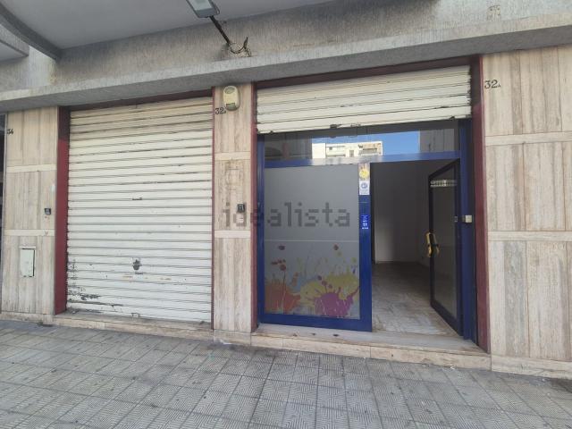 Locale Commerciale in affitto a Puglia, Taranto