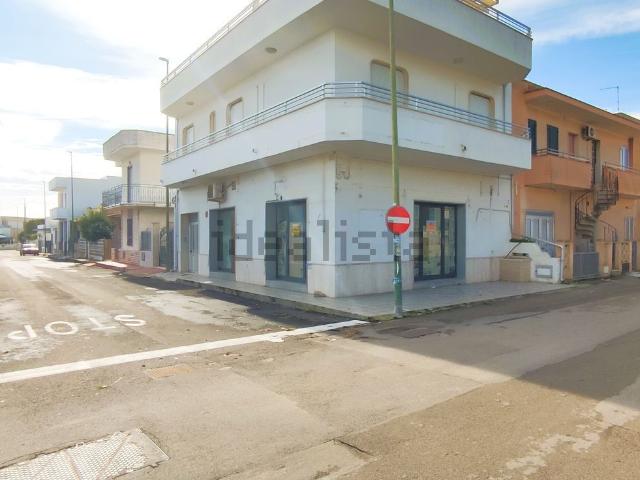 Locale Commerciale in affitto a Puglia, Lecce