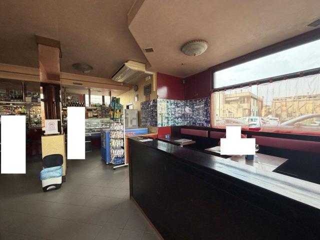 Locale Commerciale in affitto a Campagna Lupia, Veneto