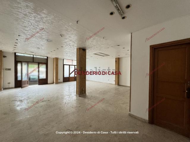 Locale Commerciale in affitto a Porticello, Santa Flavia