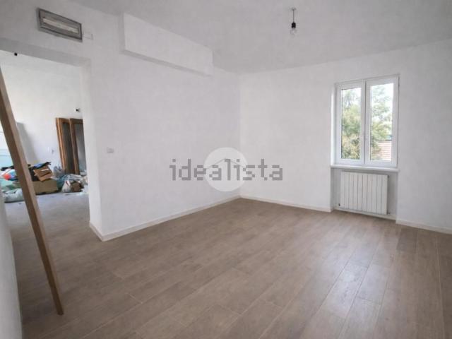 Locale Commerciale in affitto a Comun Nuovo, Lombardia