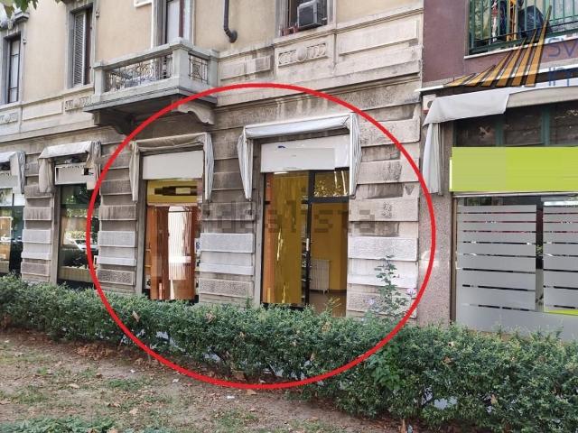 Locale Commerciale in affitto a Zona Omogenea Milano Nord, Sesto San Giovanni