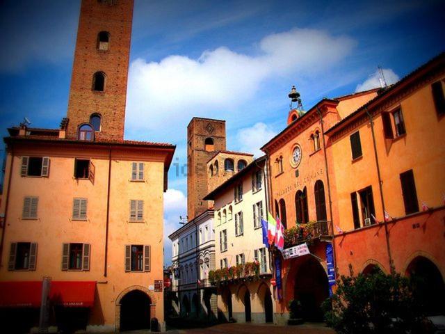 Locale Commerciale in affitto a Piemonte, Cuneo