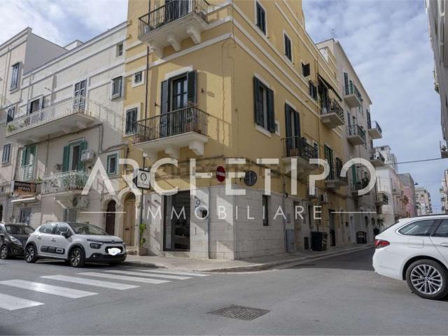 Locale Commerciale in affitto a Puglia, Bari