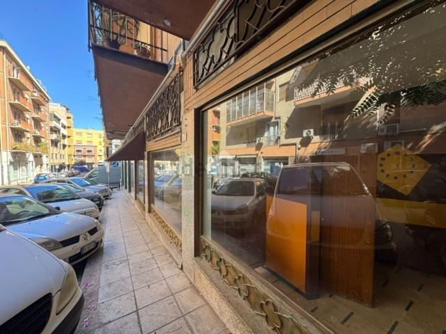 Locale Commerciale in affitto a Biddanoa/Villanova, Cagliari