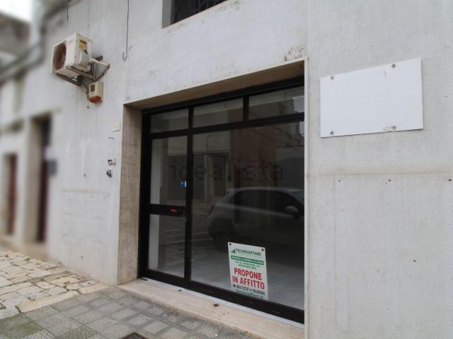 Locale Commerciale in affitto a Puglia, Brindisi