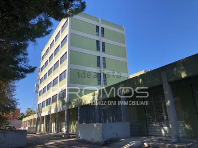 Locale Commerciale in affitto a Mulinu Becciu, Cagliari