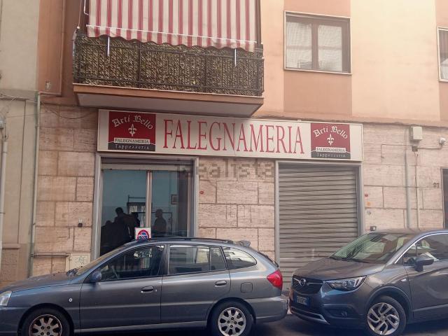 Locale Commerciale in affitto a Puglia, Taranto