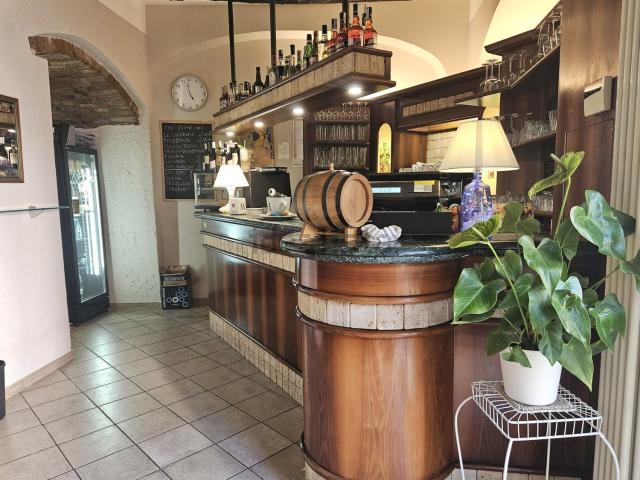 Locale Commerciale in affitto a Lovere, Lombardia