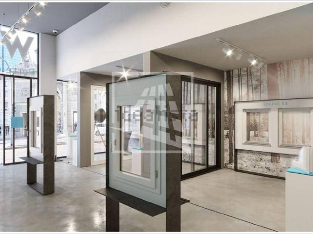 Locale Commerciale in affitto a Baragalla, Re
