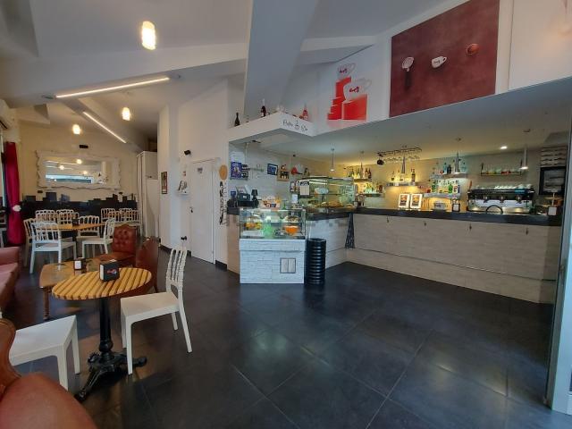 Locale Commerciale in affitto a Puglia, Taranto