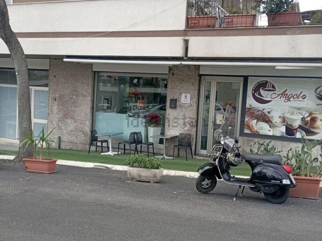 Locale Commerciale in affitto a V Circoscrizione, Messina