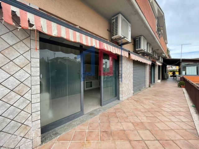 Locale Commerciale in affitto a Nuova Florida, Roma Capitale