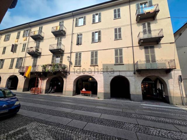 Locale Commerciale in affitto a Piemonte, Cuneo