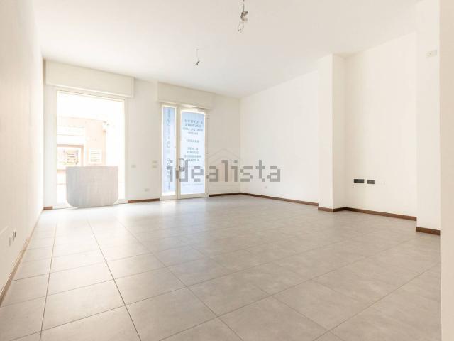 Locale Commerciale in affitto a San Rocco, Seregno