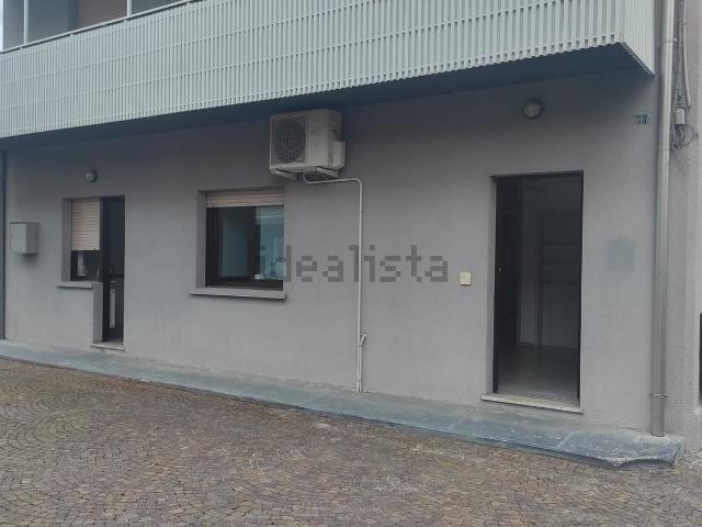 Locale Commerciale in affitto a Tricesimo, Friuli-Venezia Giulia