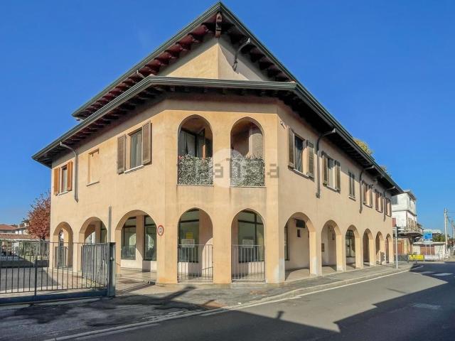 Locale Commerciale in affitto a Trenzano, Lombardia