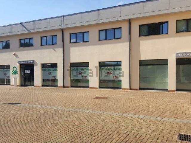 Locale Commerciale in affitto a Narni, Umbria