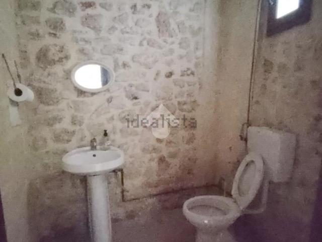 Locale Commerciale in affitto a Alcamo, Sicilia