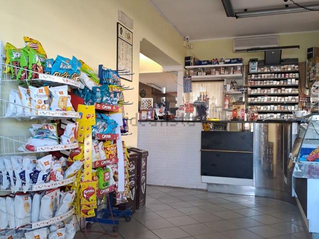 Locale Commerciale in affitto a Ischia Di Castro, Lazio
