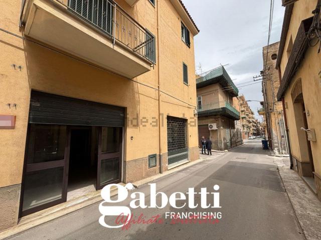 Locale Commerciale in affitto a Bagheria, Sicilia