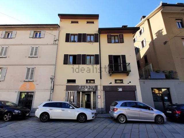 Locale Commerciale in affitto a Campoledro, Sondrio