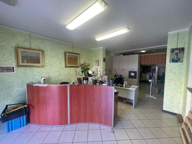 Locale Commerciale in affitto a Zona Nord, Brescia