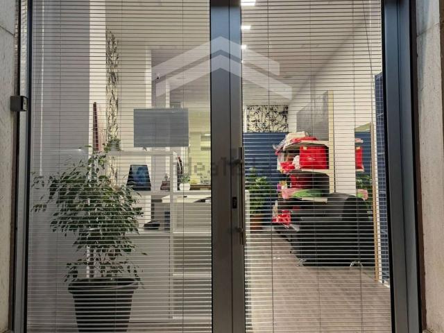 Locale Commerciale in affitto a Campobasso, Molise