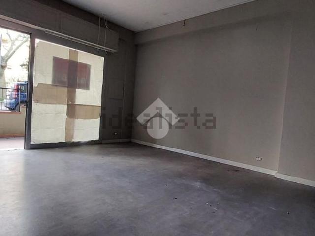 Locale Commerciale in affitto a Alcamo, Sicilia