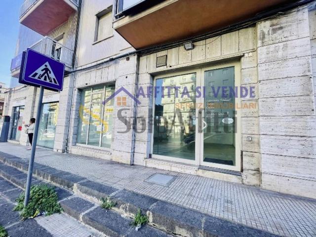 Locale Commerciale in affitto a Neapolis, Siracusa