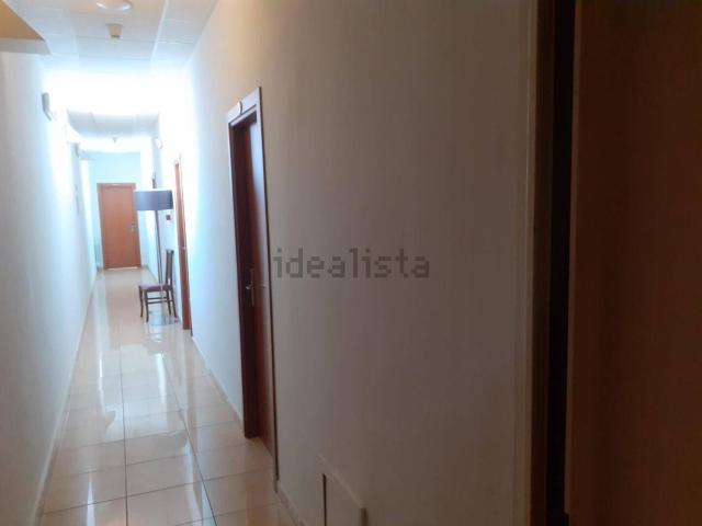 Locale Commerciale in affitto a Camaiore, Toscana