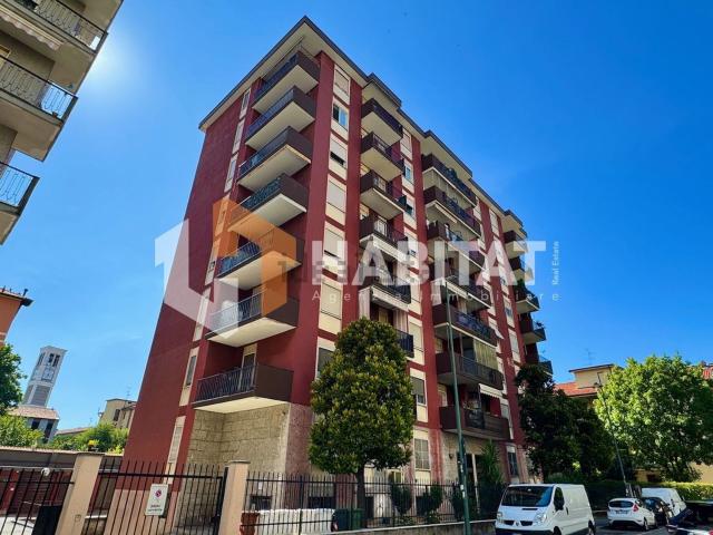 Locale Commerciale in affitto a Zona Omogenea Milano Nord, Sesto San Giovanni