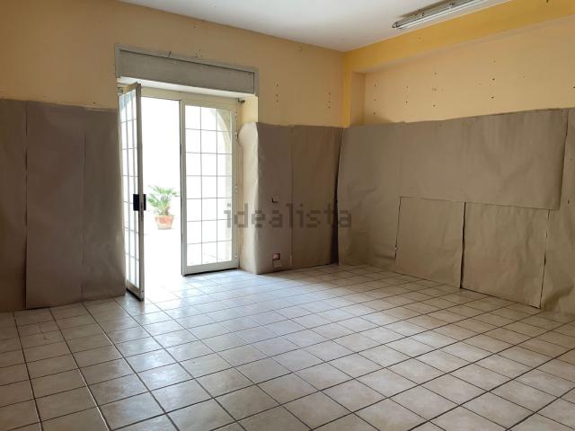 Locale Commerciale in affitto a Chiaramonte Gulfi, Sicilia