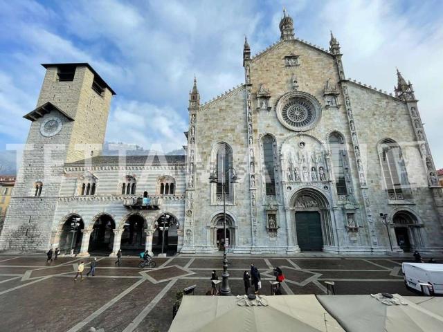 Locale Commerciale in affitto a Sant'Agostino, Como