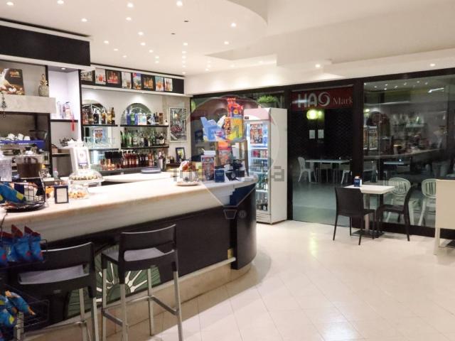 Locale Commerciale in affitto a Castiglione Delle Stiviere, Lombardia