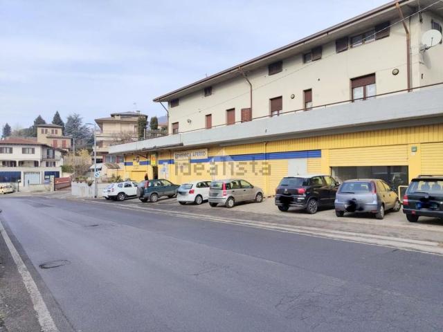 Locale Commerciale in affitto a Comunità montana della valle Trompia, Lumezzane